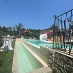 Konukevi D'hote Grise Avec Petit Dejeuner Sauna Et Jacuzzi En Option Sarlat-la-Canéda
