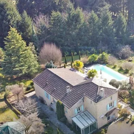 Penzion D'hote Grise Avec Petit Dejeuner Sauna Et Jacuzzi En Option