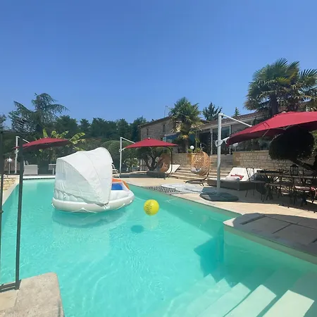 D'hote Grise Avec Petit Dejeuner Sauna Et Jacuzzi En Option