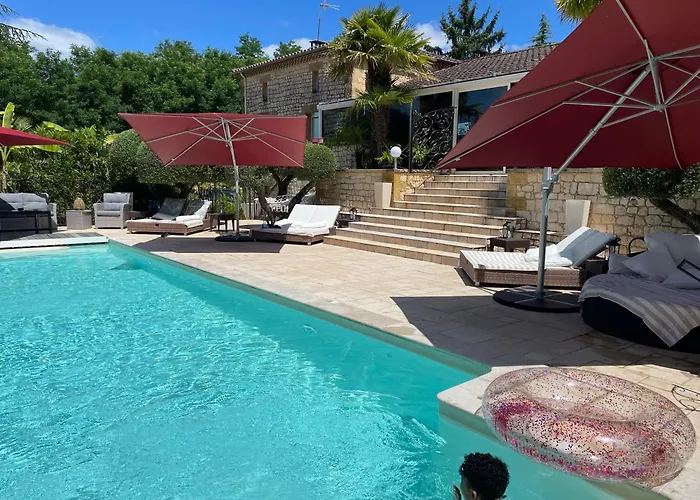 Gasthuis D'hote Grise Avec Petit Dejeuner Sauna Et Jacuzzi En Option